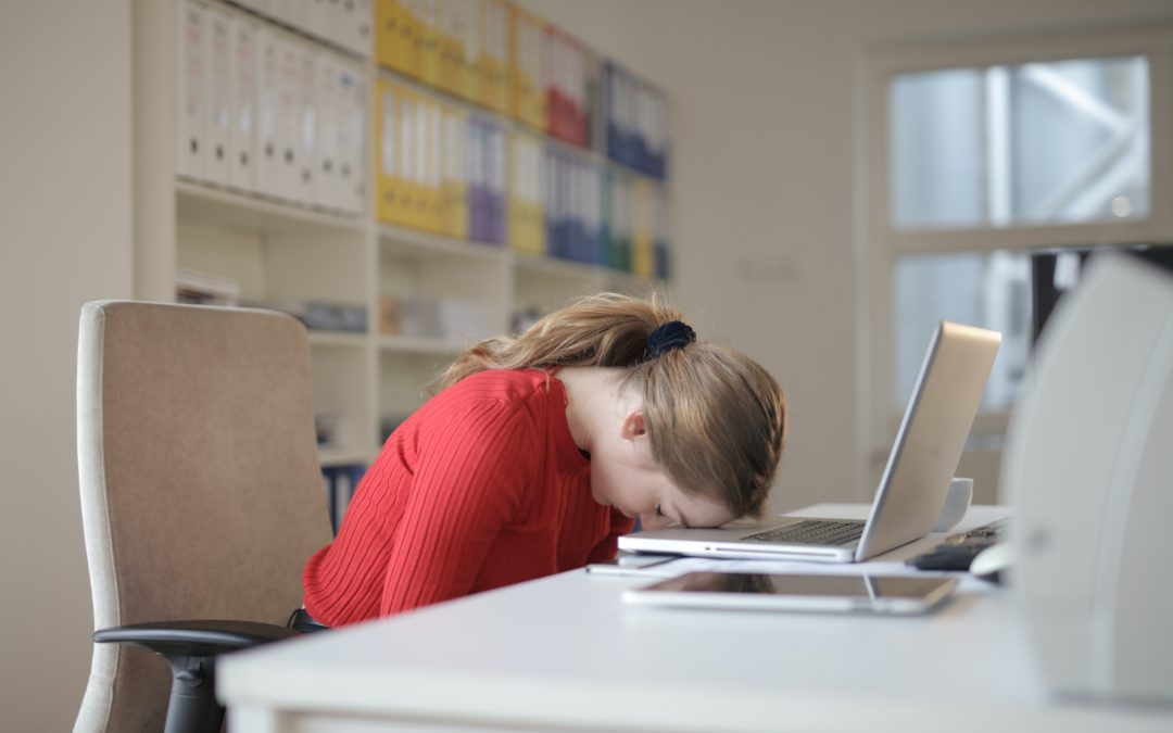 4 Ways to Combat the Afternoon Slump at Work